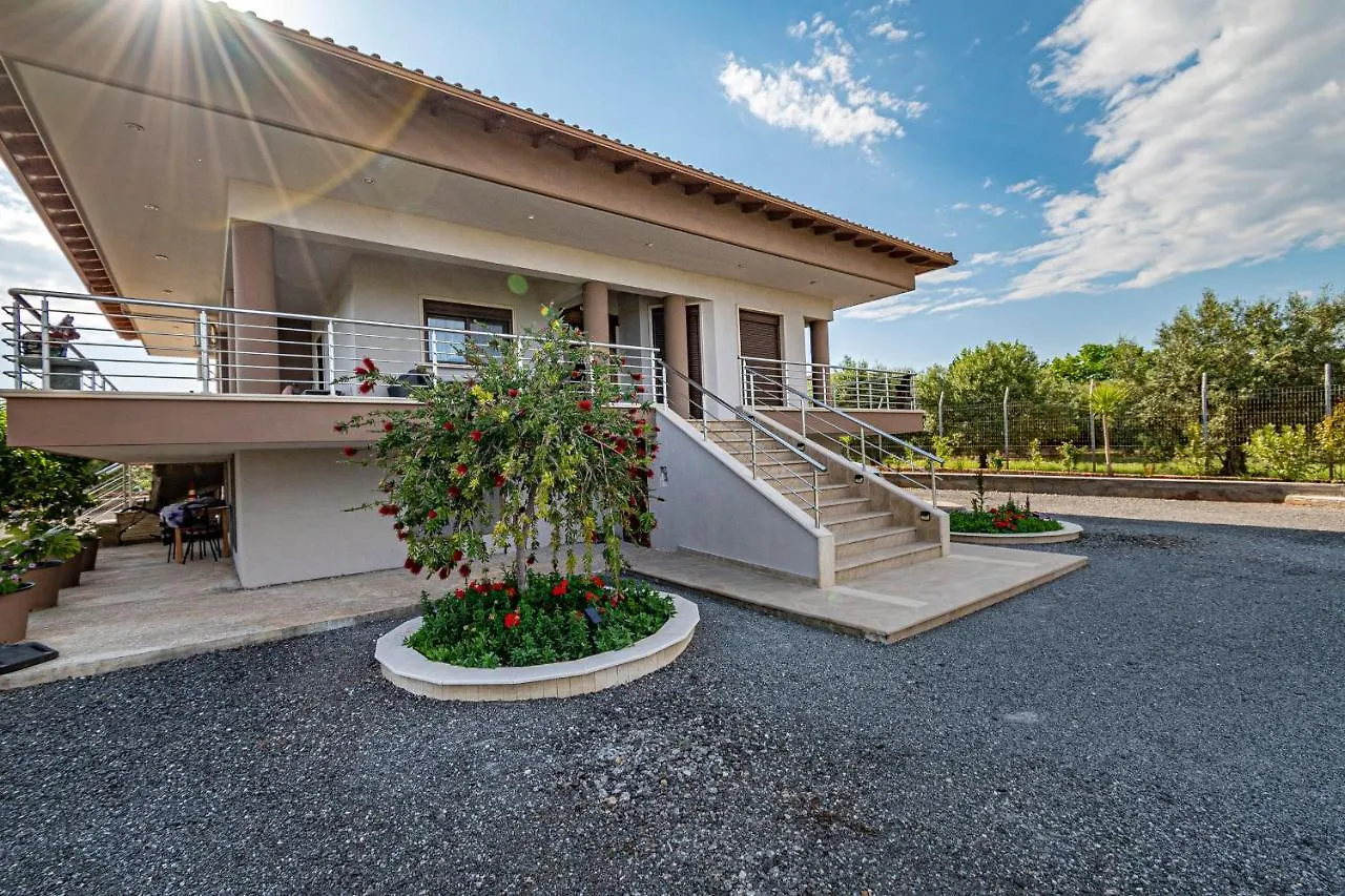 Holiday home Villa George By Rentalspro Services - Nea Potidea Halkidiki