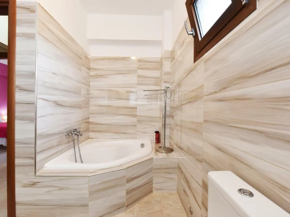 Villa George By Rentalspro Services - Nea Potidea Halkidiki Greece