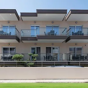 Crist Luxury Nea Poteidaia